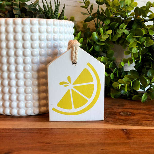 Lemon Slice Freestanding Wood Accent Tag